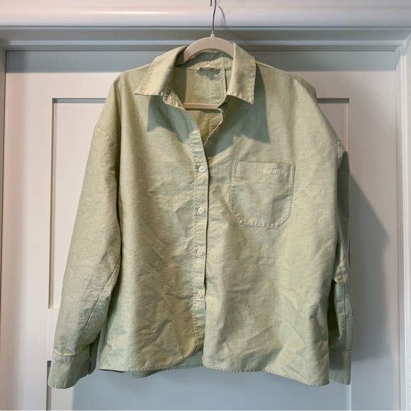 Djerf Avenue Breezy Shirt in Green - Picture 2 of 10
